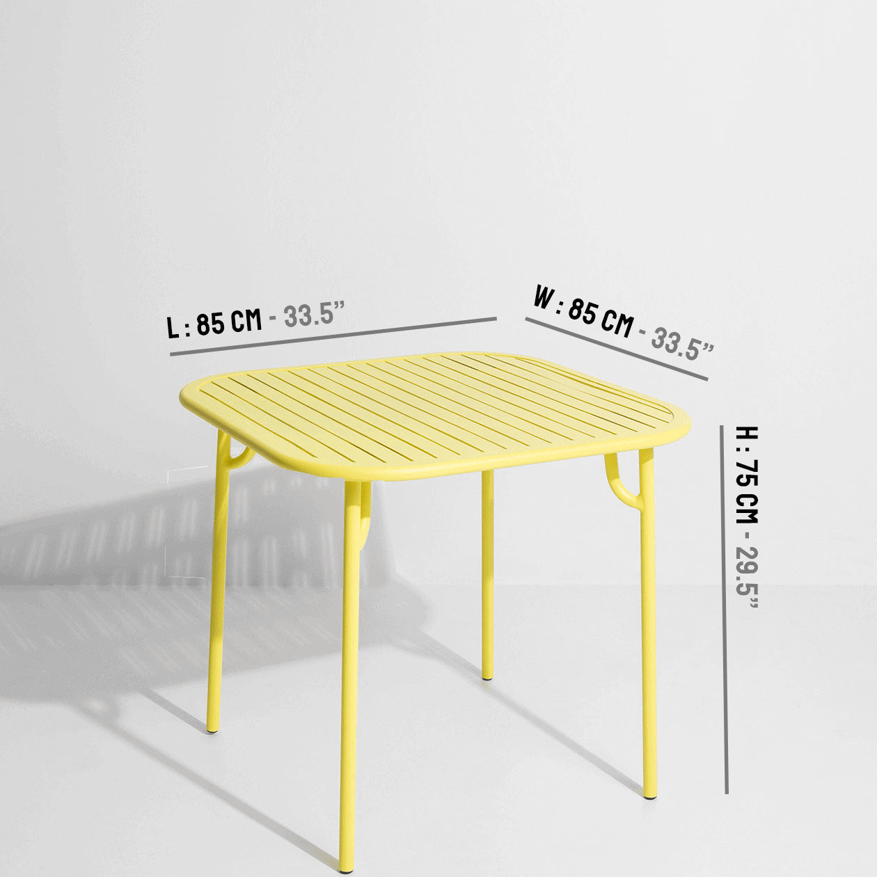 Week-End Tisch Small in Yellow präsentiert im Onlineshop von KAQTU Design AG. Gartentisch ist von Petite Friture
