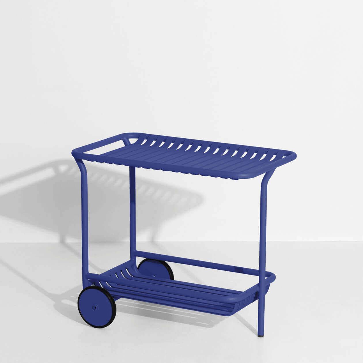 Week-End Trolley in Blue präsentiert im Onlineshop von KAQTU Design AG. Beistelltisch Outdoor ist von Petite Friture