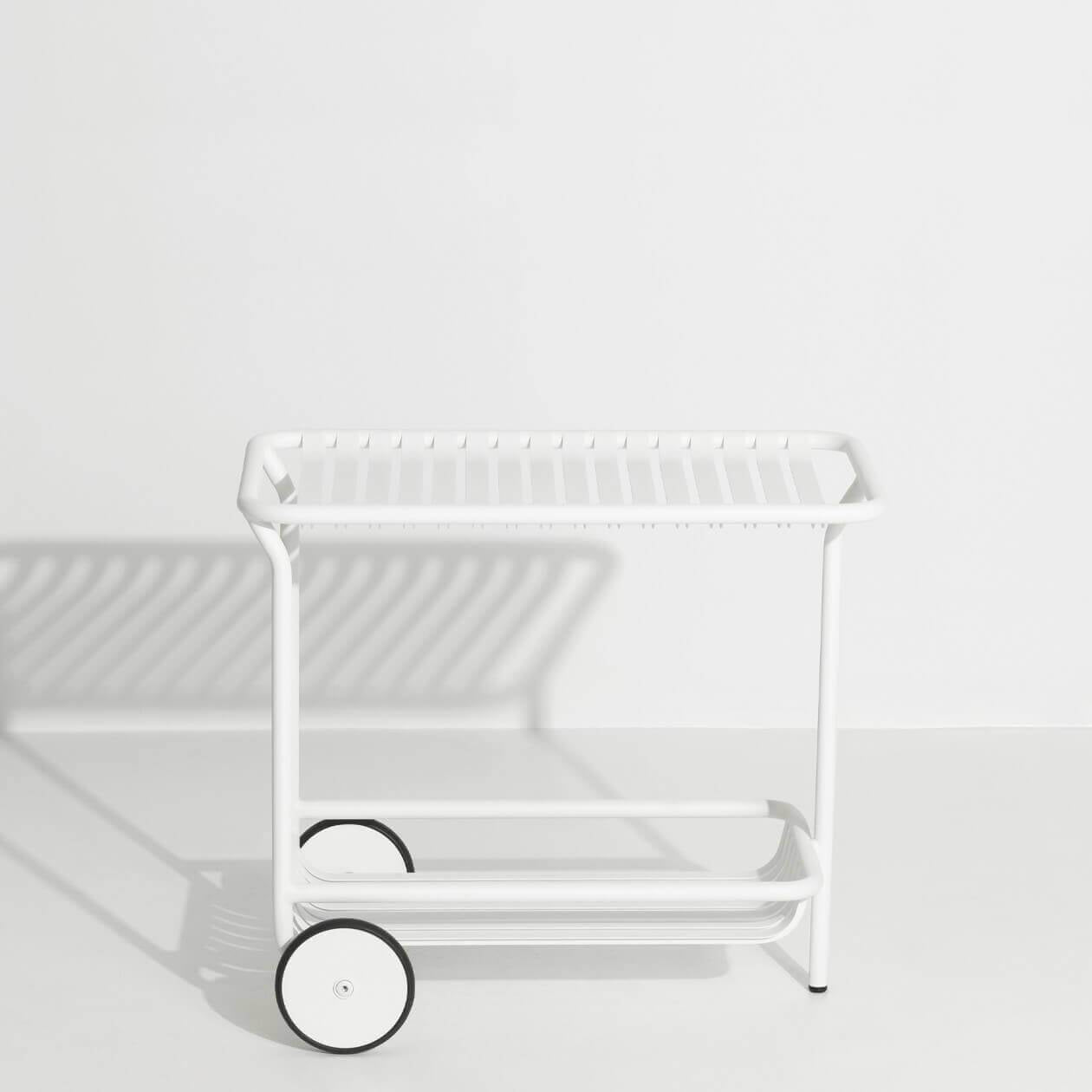 Week-End Trolley in White präsentiert im Onlineshop von KAQTU Design AG. Beistelltisch Outdoor ist von Petite Friture